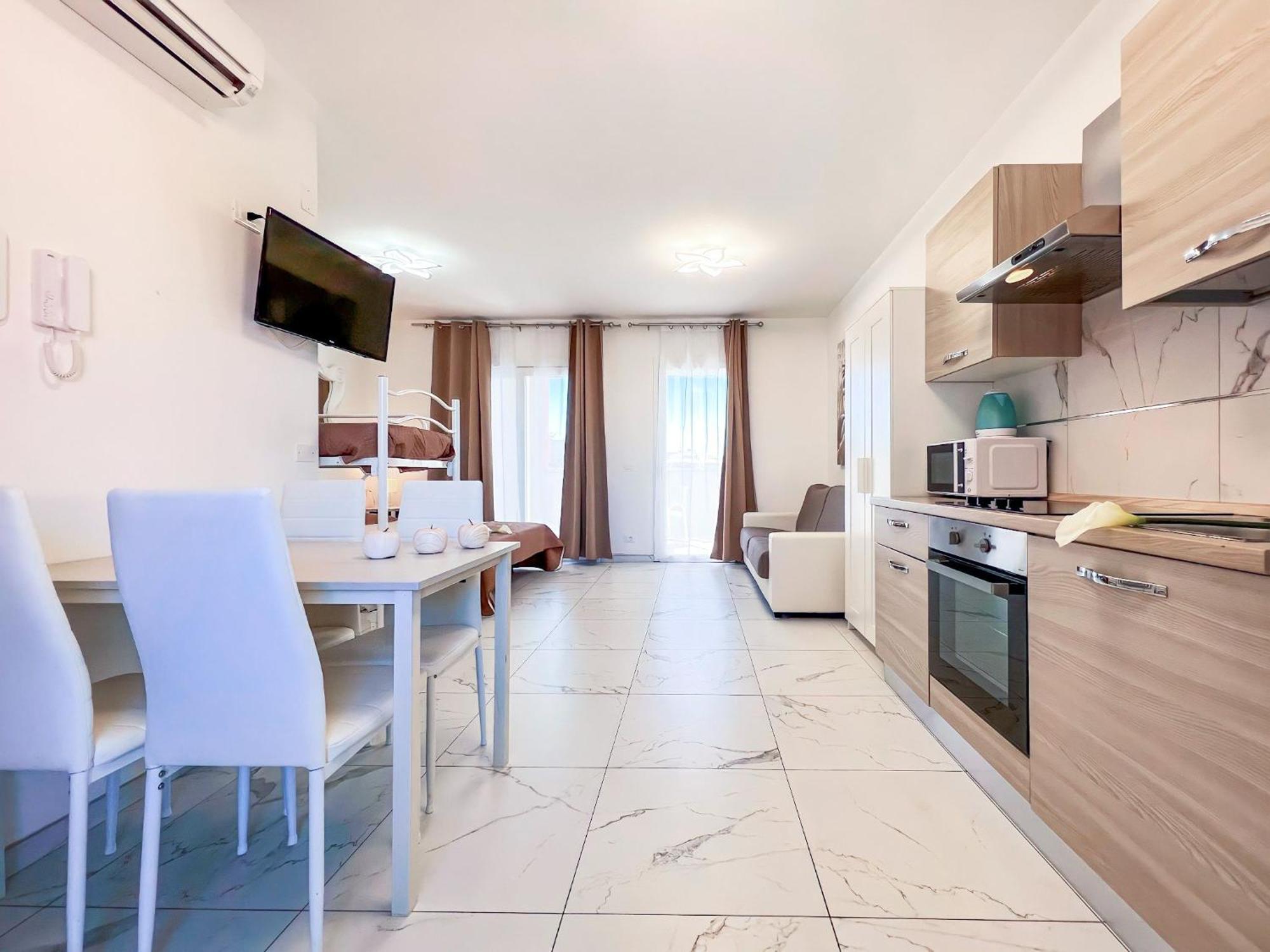 Modern In Center Bibione