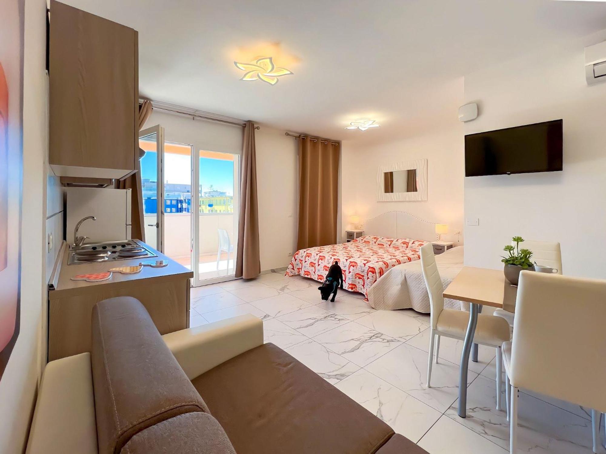 Modern In Center * Bibione